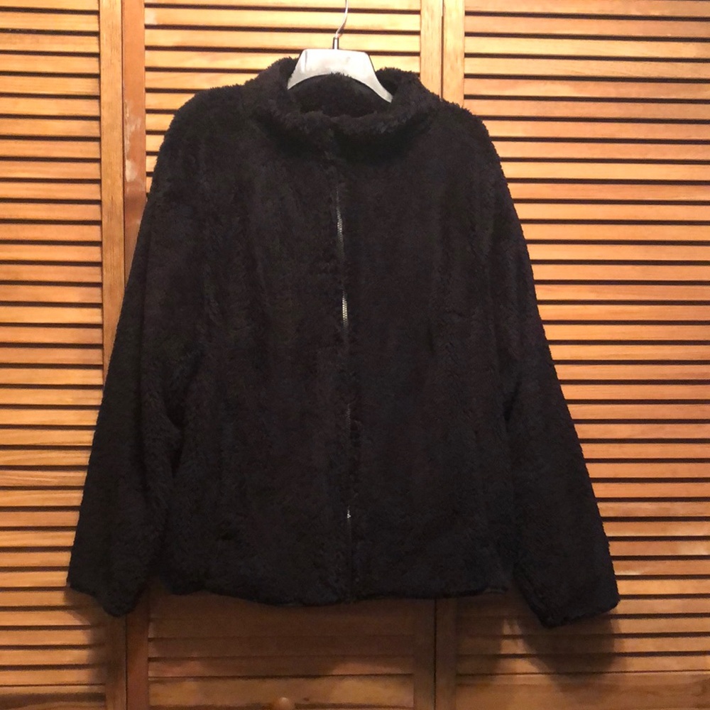 * Available Until 10/31/2021* Laura Scott teddy jacket
